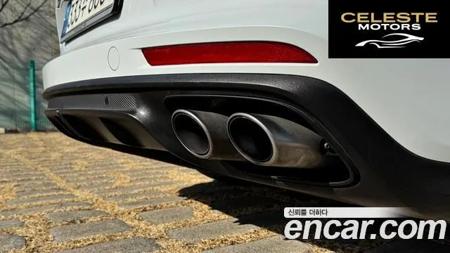 PORSCHE Panamera (971) 2.9 AWD Edition 2022 — photo 10 sur 26