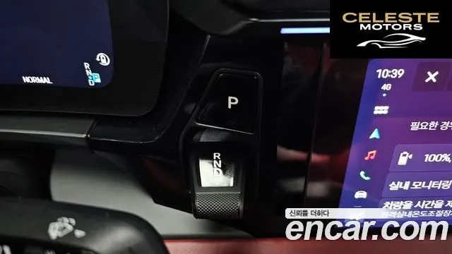PORSCHE Macan EV Turbo 2025 — photo 8 sur 20