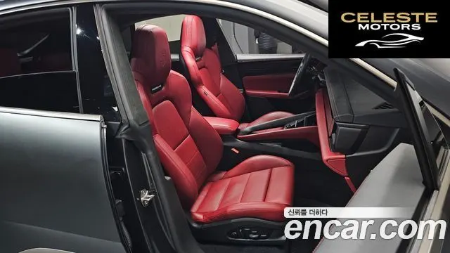 PORSCHE Macan EV Turbo 2025 — photo 9 sur 20