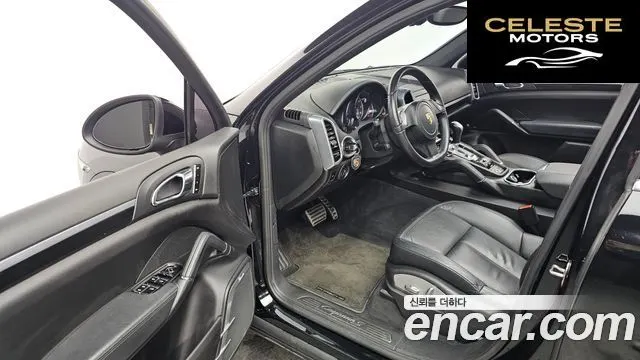 PORSCHE Cayenne 4.8 S 2012 — photo 10 sur 20