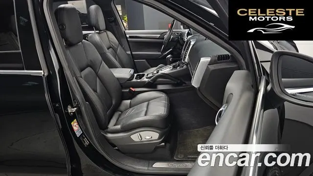 PORSCHE Cayenne 4.8 S 2012 — photo 12 sur 20