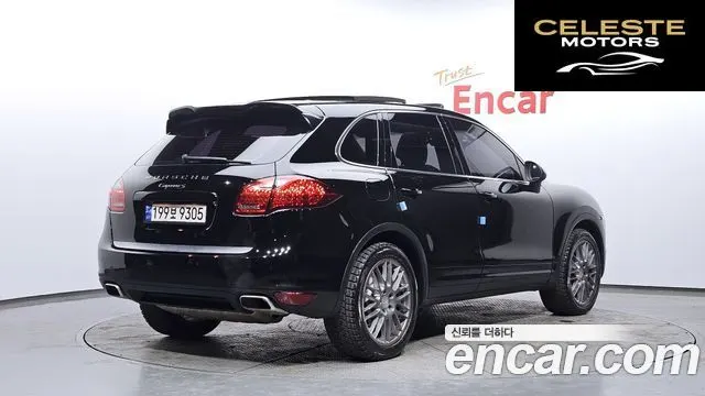 PORSCHE Cayenne 4.8 S 2012 — photo 2 sur 20