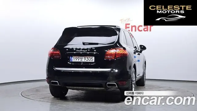 PORSCHE Cayenne 4.8 S 2012 — photo 4 sur 20