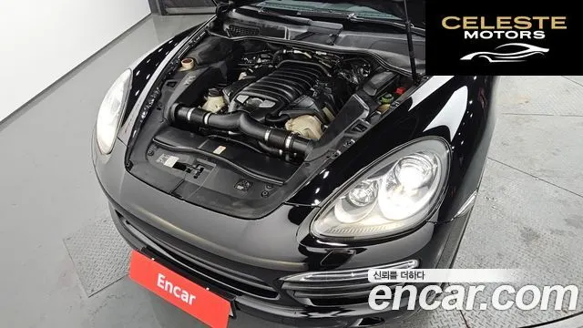 PORSCHE Cayenne 4.8 S 2012 — photo 6 sur 20