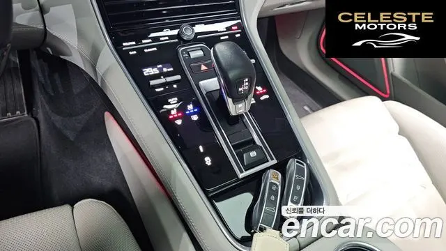 PORSCHE Panamera (971) 4.0 Turbo 2019 — photo 9 sur 26