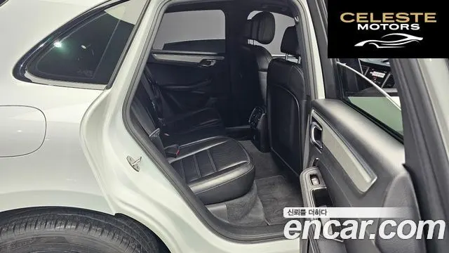 PORSCHE Macan 3.0 GTS 2018 — photo 12 sur 20
