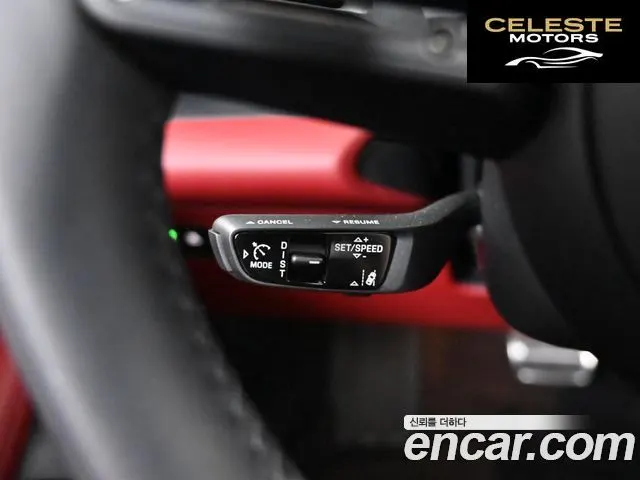 PORSCHE Macan EV 4S 2025 — photo 17 sur 26