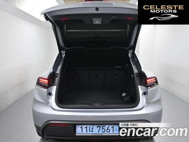 PORSCHE Macan EV 4S 2025 — photo 20 sur 26
