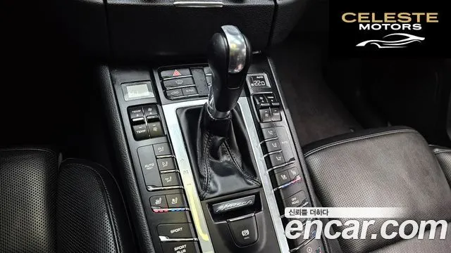 PORSCHE Macan 3.0 GTS 2018 — photo 9 sur 20