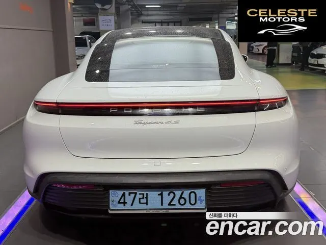 PORSCHE Taycan 4S 2021 — photo 4 sur 24
