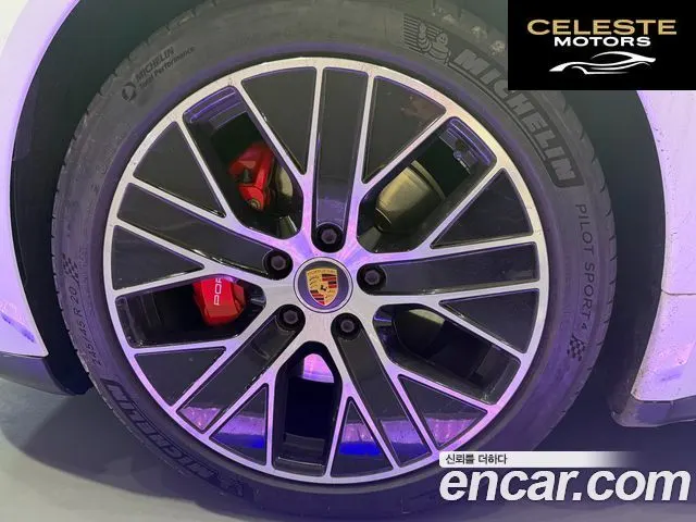 PORSCHE Taycan 4S 2021 — photo 6 sur 24