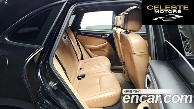 PORSCHE Macan 2.0 2017 — photo 11 sur 20