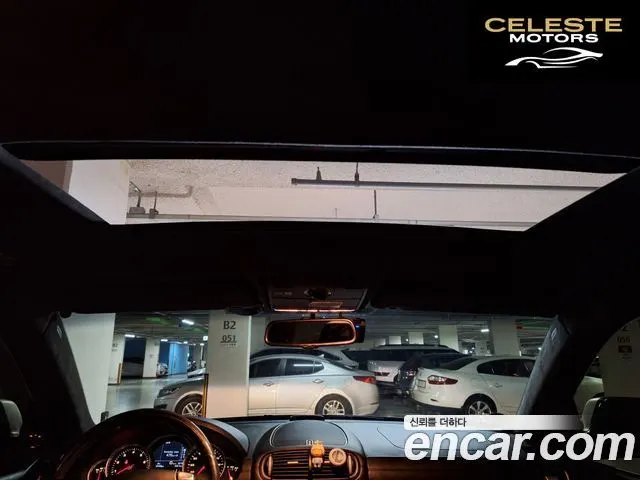 PORSCHE Cayenne 4.8 Turbo 2008 — photo 12 sur 22