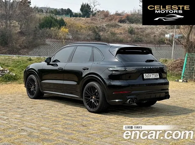 PORSCHE Cayenne (PO536) 3.0 2020 — photo 18 sur 26