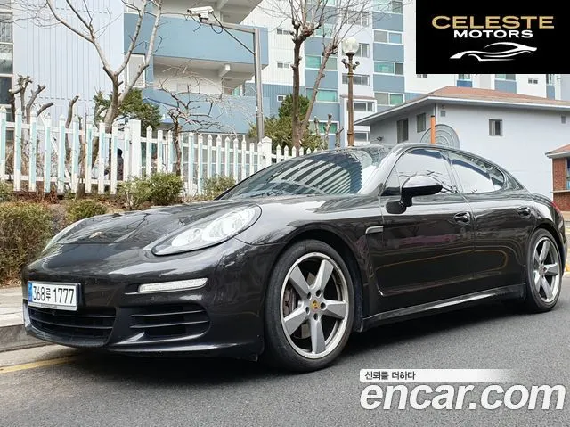PORSCHE Panamera 3.0 2016 — photo 25 sur 26