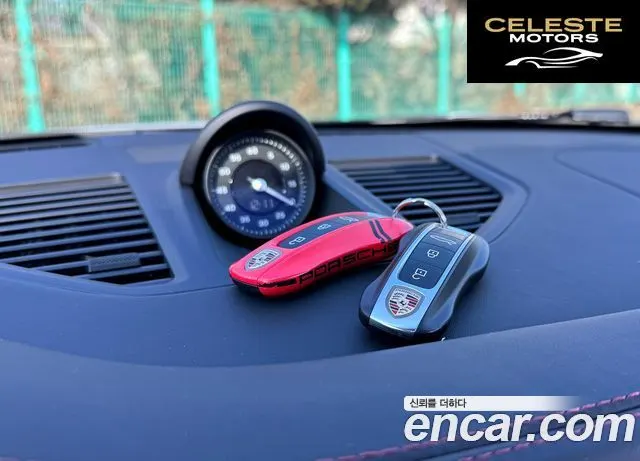 PORSCHE 911 (992) Carrera S 2020 — photo 17 sur 26