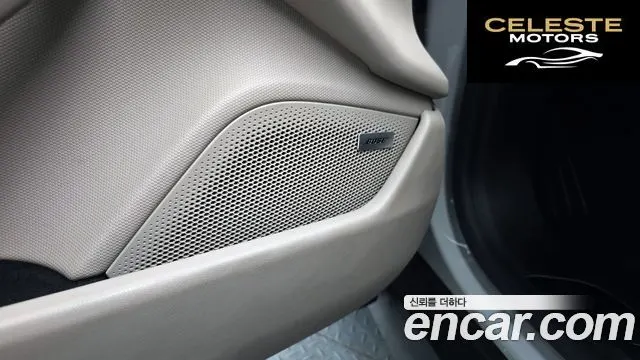 PORSCHE Taycan 4S 2022 — photo 18 sur 20