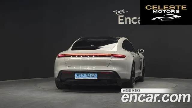 PORSCHE Taycan 4S 2022 — photo 4 sur 20