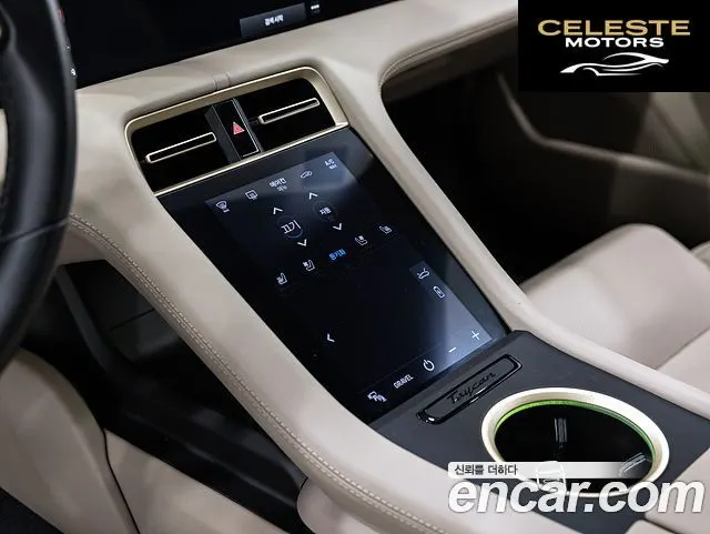 PORSCHE Taycan 4 2024 — photo 18 sur 26