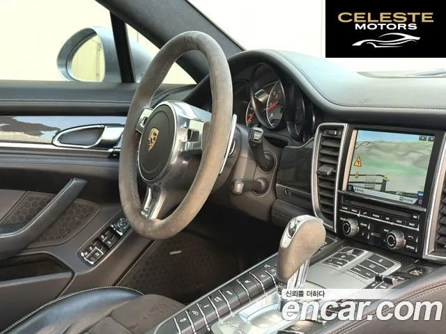 PORSCHE Panamera 4.8 GTS 2013 — photo 14 sur 26