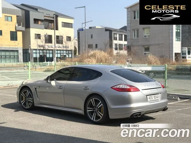 PORSCHE Panamera 4.8 GTS 2013 — photo 2 sur 26