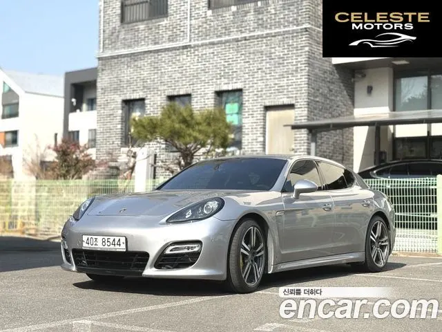 PORSCHE Panamera 4.8 GTS 2013 — photo 3 sur 26