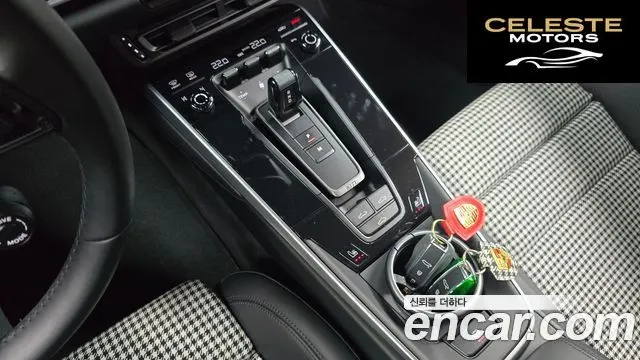 PORSCHE 911 (992) Carrera 4S 2024 — photo 9 sur 20