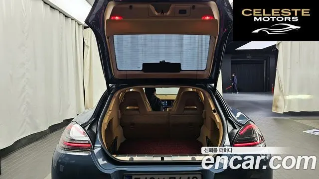 PORSCHE Panamera 3.6 2WD 2011 — photo 20 sur 20