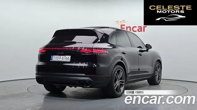 PORSCHE Cayenne (PO536) 3.0 2021 — photo 2 sur 20