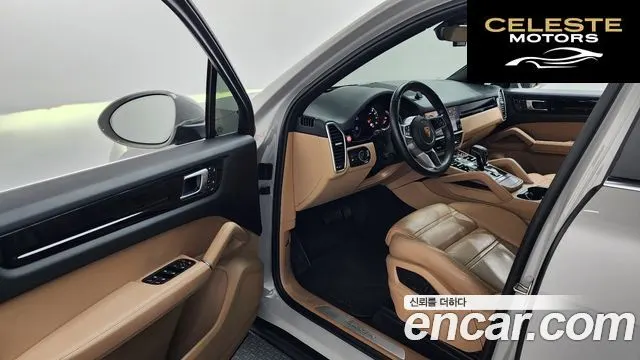 PORSCHE Cayenne (PO536) 3.0 2022 — photo 10 sur 20