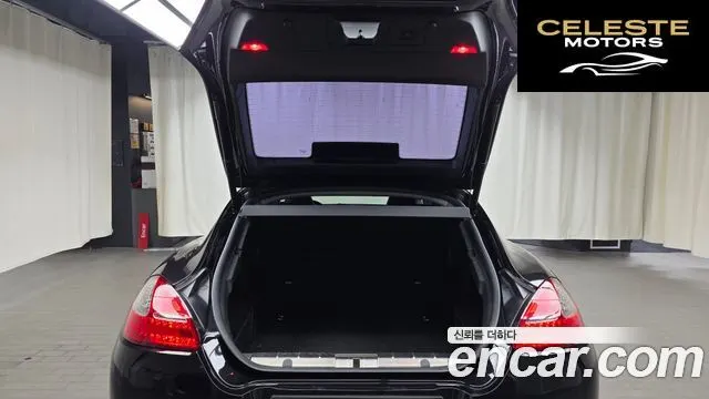 PORSCHE Panamera 3.6 AWD 2011 — photo 20 sur 20