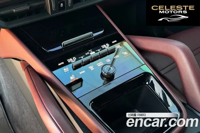 PORSCHE Cayenne (PO536) 3.0 2024 — photo 17 sur 26