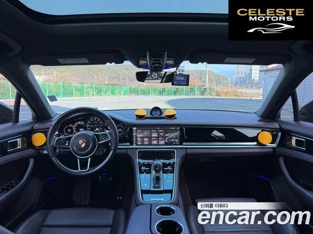 PORSCHE Panamera (971) 2.9 AWD E-High 2019 — photo 13 sur 26