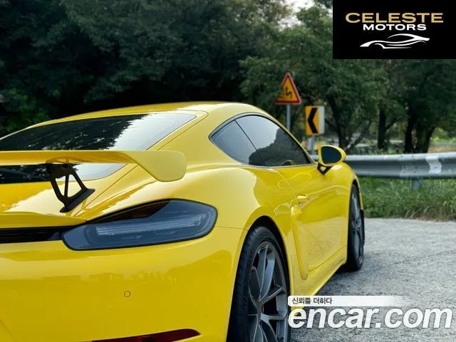 PORSCHE 718 Cayman 4.0 GT4 2023 — photo 4 sur 13