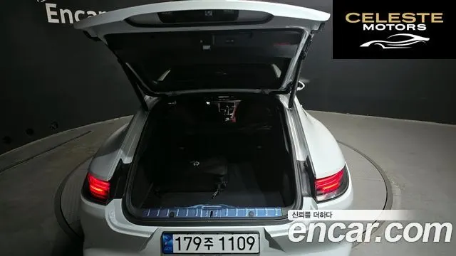 PORSCHE Panamera (971) 2.9 AWD E-HighEdition 2022 — photo 20 sur 26