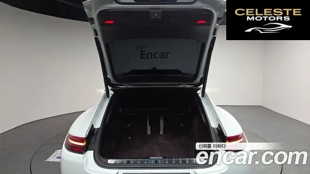 PORSCHE Panamera (971) 3.0 AWD 2018 — photo 19 sur 20