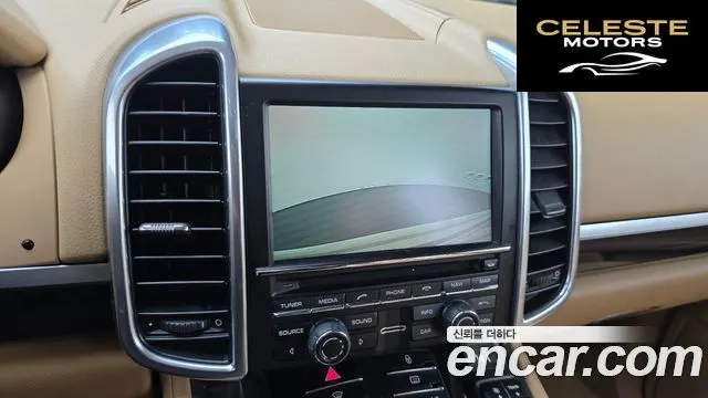 PORSCHE Cayenne 3.0 2013 — photo 16 sur 20