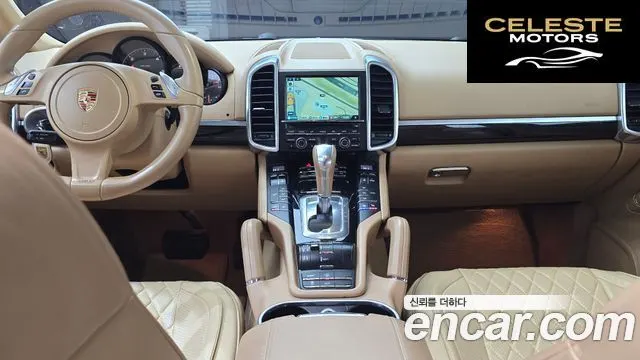 PORSCHE Cayenne 3.0 2013 — photo 18 sur 20
