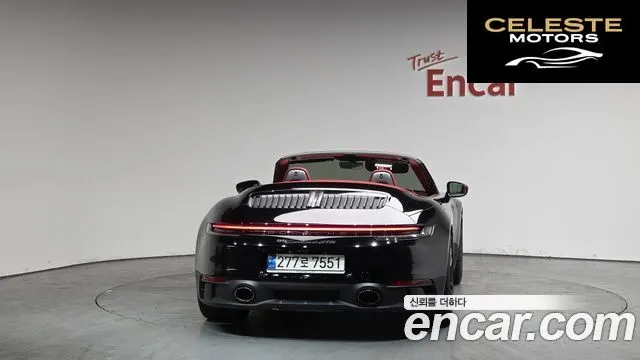 PORSCHE 911 (992) Carrera 4 GTS Cabriolet 2022 — photo 3 sur 20