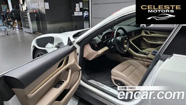 PORSCHE Taycan 4S 2024 — photo 10 sur 26