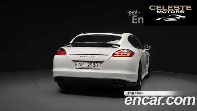 PORSCHE Panamera 4.8 GTS 2013 — photo 4 sur 20