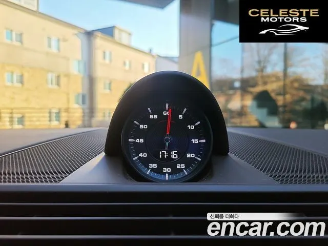 PORSCHE Panamera (971) 3.0 AWD 2018 — photo 10 sur 26