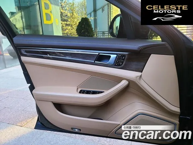 PORSCHE Panamera (971) 3.0 AWD 2018 — photo 14 sur 26
