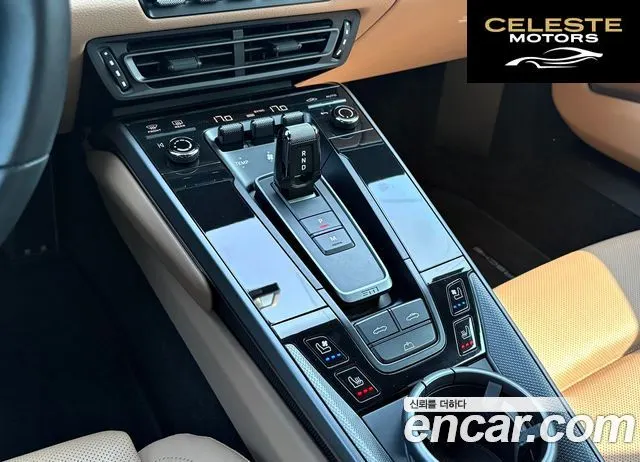 PORSCHE 911 (992) Carrera Cabriolet 2022 — photo 19 sur 26