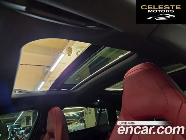 PORSCHE Panamera (976) 2.9 AWD 2025 — photo 16 sur 26