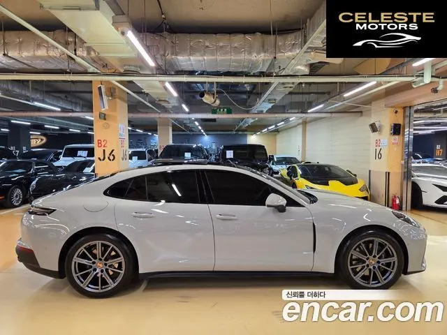 PORSCHE Panamera (976) 2.9 AWD 2025 — photo 19 sur 26