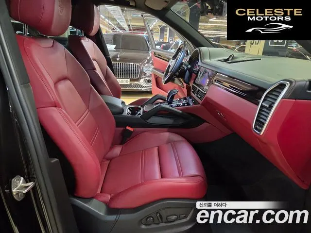 PORSCHE Cayenne (PO536) 3.0 E-High 2022 — photo 14 sur 26