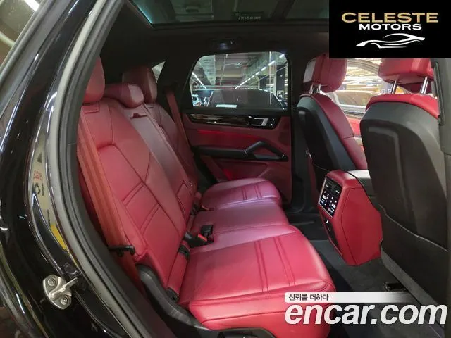 PORSCHE Cayenne (PO536) 3.0 E-High 2022 — photo 15 sur 26