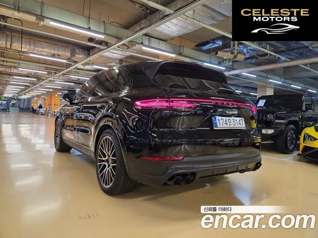 PORSCHE Cayenne (PO536) 3.0 E-High 2022 — photo 3 sur 26