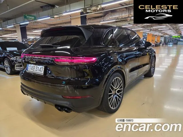 PORSCHE Cayenne (PO536) 3.0 E-High 2022 — photo 4 sur 26